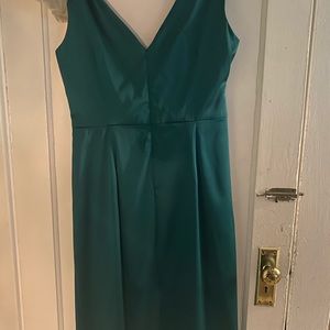 Only worn once to my 20th reunion.  Dry cleaned.  Smoke free house. No stains!